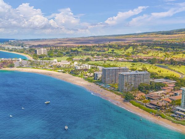 Kaanapali Beach Oceanfront Vacation Rental  Maui Luxury Condo with Ocean Views
