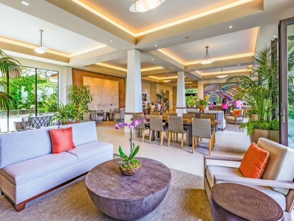 Kaanapali Beach Oceanfront Vacation Rental  Maui Luxury Condo with Ocean Views