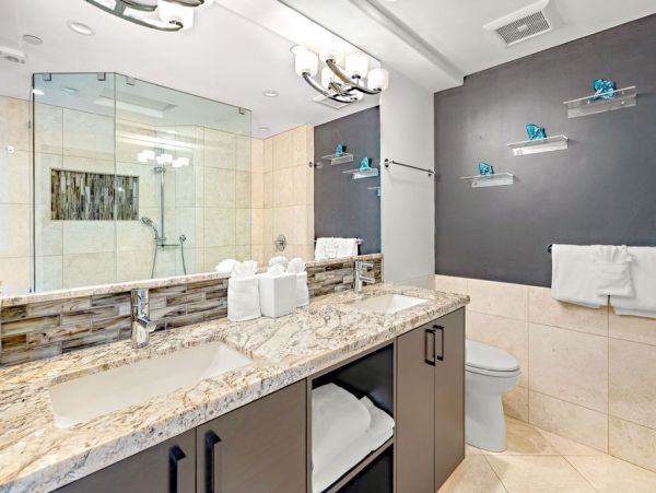 Kaanapali Beach Oceanfront Vacation Rental  Maui Luxury Condo with Ocean Views