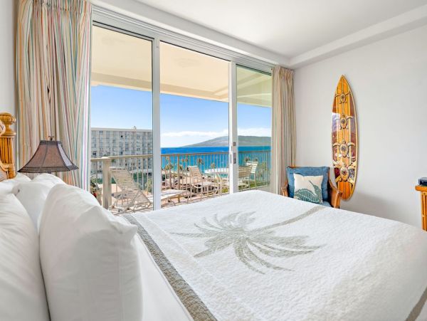 Kaanapali Beach Oceanfront Vacation Rental  Maui Luxury Condo with Ocean Views