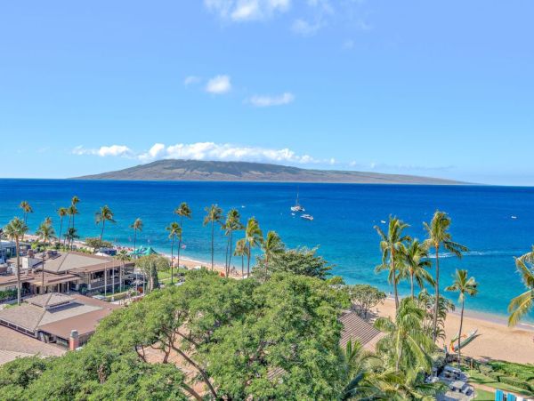 Kaanapali Beach Oceanfront Vacation Rental  Maui Luxury Condo with Ocean Views