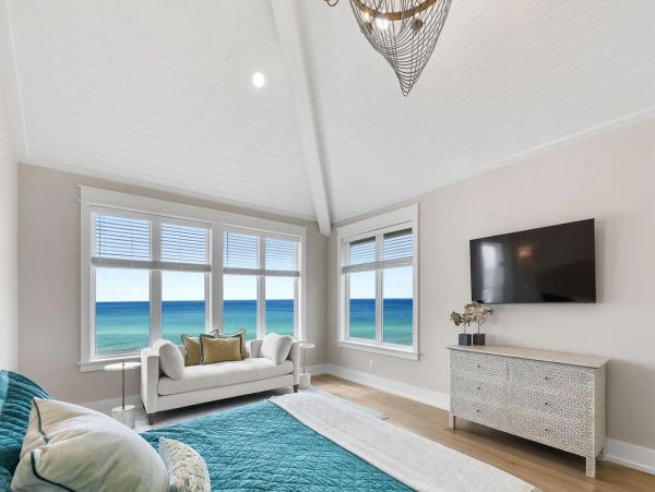Panama City Beachfront Luxury Vacation Pool Home