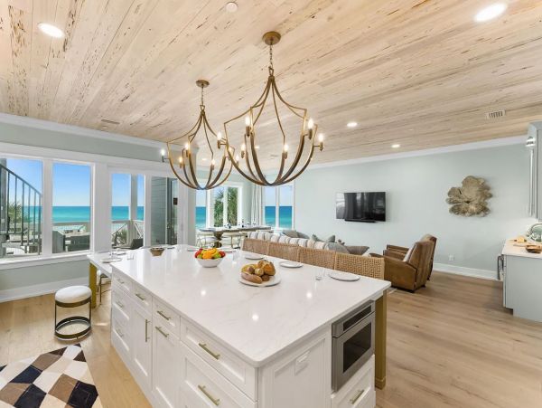 Panama City Beachfront Luxury Vacation Pool Home