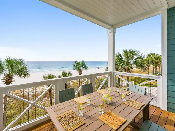 Panama City Beachfront Luxury Vacation Pool Home