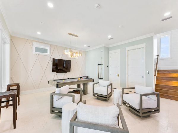 Panama City Beachfront Luxury Vacation Pool Home