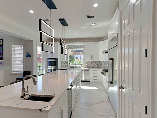 The Ultimate Luxury Vacation Home in Destin Sleeps 20 Guests