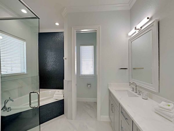 The Ultimate Luxury Vacation Home in Destin Sleeps 20 Guests