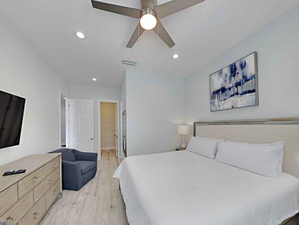 The Ultimate Luxury Vacation Home in Destin Sleeps 20 Guests