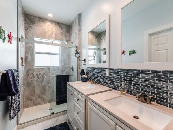 Lovely Canal-Front Vacation Home in Marco Island with Private Pool