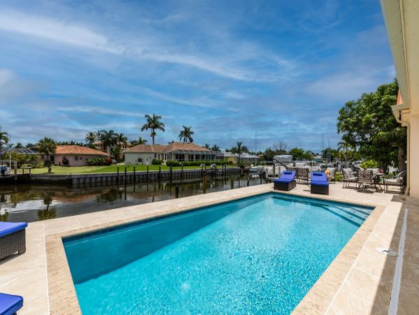 Lovely Canal-Front Vacation Home in Marco Island with Private Pool