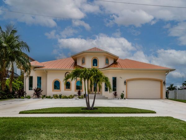 Lovely Canal-Front Vacation Home in Marco Island with Private Pool