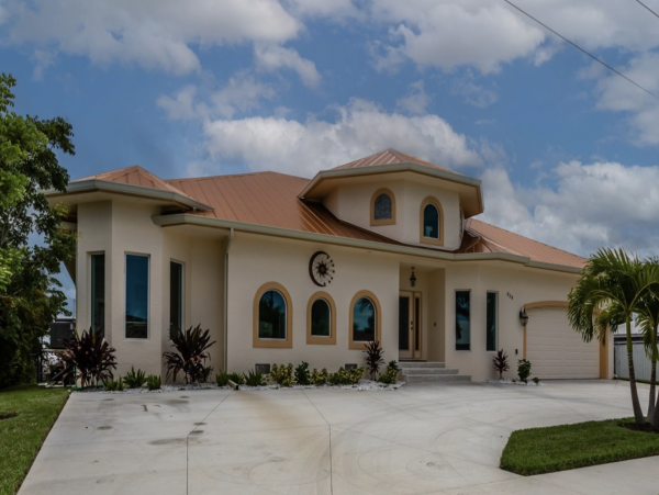 Lovely Canal-Front Vacation Home in Marco Island with Private Pool