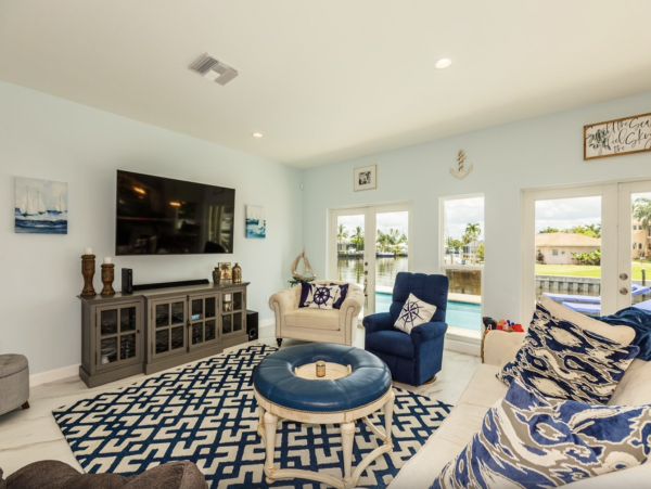 Lovely Canal-Front Vacation Home in Marco Island with Private Pool