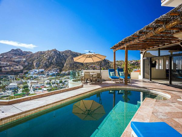 Inspiring Ocean Views, Modern 4 Bedroom Villa with Private Pool in Cabo San Lucas