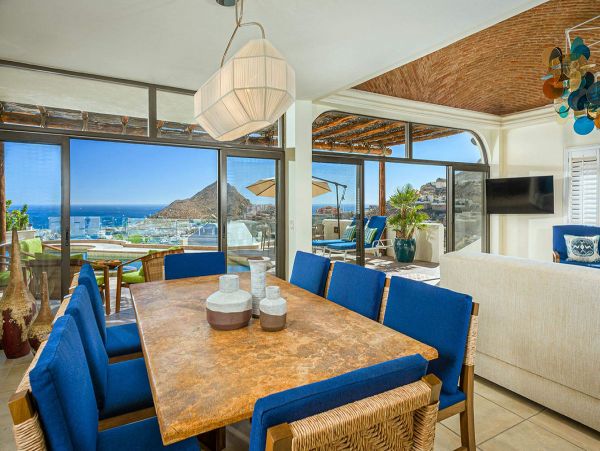 Inspiring Ocean Views, Modern 4 Bedroom Villa with Private Pool in Cabo San Lucas