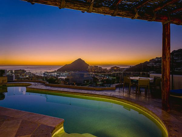 Inspiring Ocean Views, Modern 4 Bedroom Villa with Private Pool in Cabo San Lucas