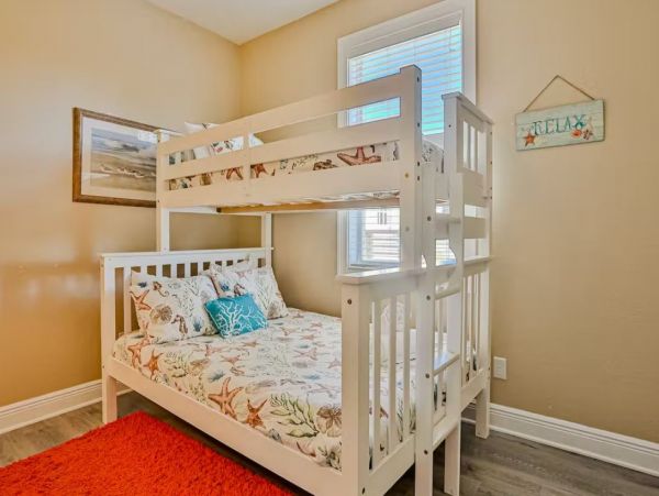 Charming Vacation Duplex Short Walk to Beach  Anna Maria Island