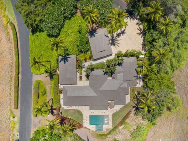 Luxury Four Bedroom Home with Ocean Views, Private Pool & Spa