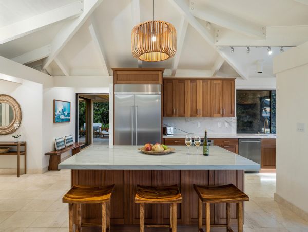 Luxury Four Bedroom Home with Ocean Views, Private Pool & Spa