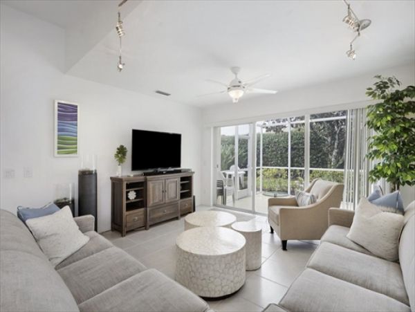 Sarasota Vacation Home Two Bedroom