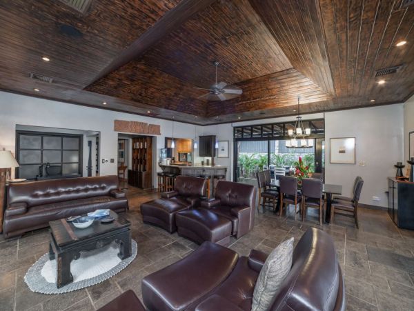Luxurious Oceanfront Vacation Villa in Costa Rica