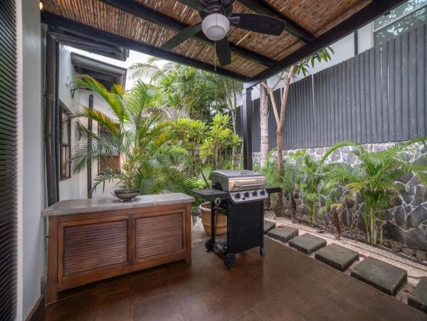 Luxurious Oceanfront Vacation Villa in Costa Rica