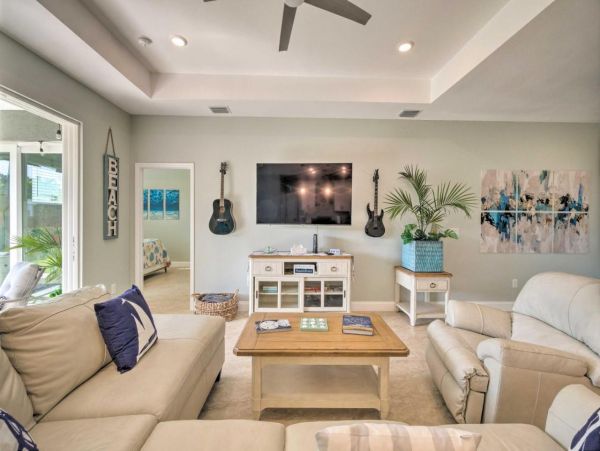 Modern Venice 4 Bedroom Coastal Sleeps 10