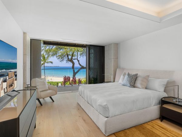 New Luxury Beach Condo on Big Island