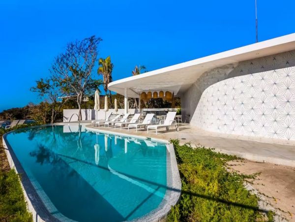 Luxurious Beachfront Vacation Condo in Punta Mita with Amazing Views
