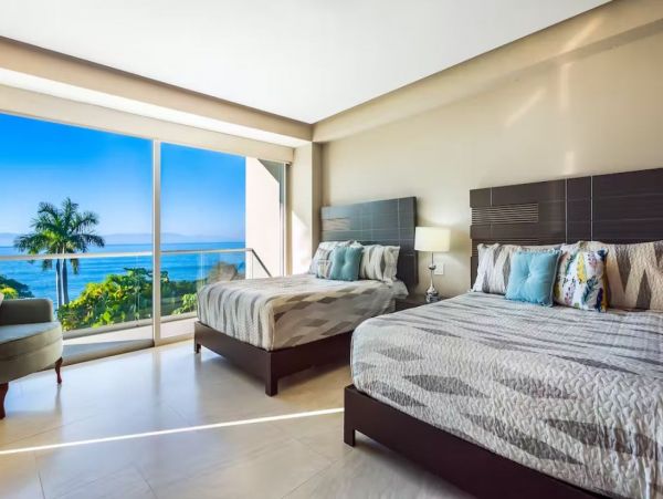 Luxurious Beachfront Vacation Condo in Punta Mita with Amazing Views
