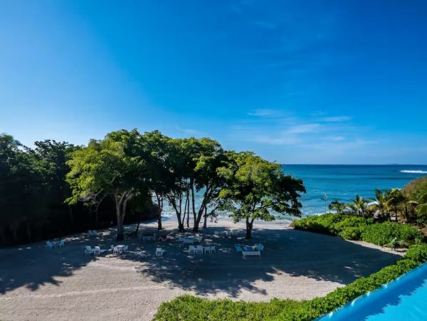 Luxurious Beachfront Vacation Condo in Punta Mita with Amazing Views