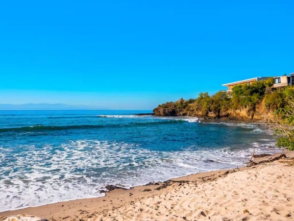 Luxurious Beachfront Vacation Condo in Punta Mita with Amazing Views