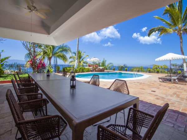 Ocean Views Conchas Chinas Vacation Home Five Bedroom