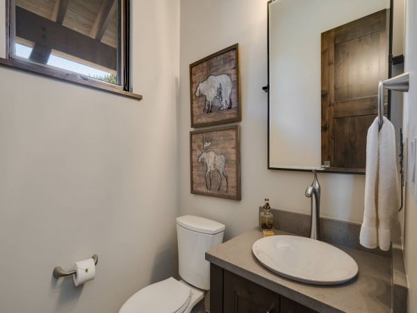 Luxury Vacation Home with Private Hot Tub in Breckenridge with Great Views