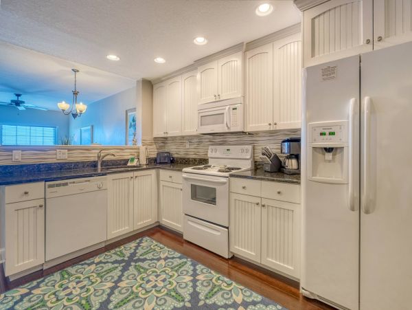 Lovely Indian Rocks Beach Two Bedroom Condo with Bay View