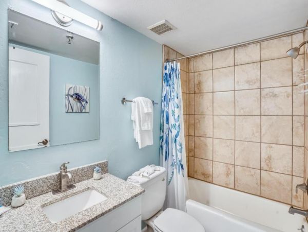 Madeira Beach Vacation Condo Two Bedroom