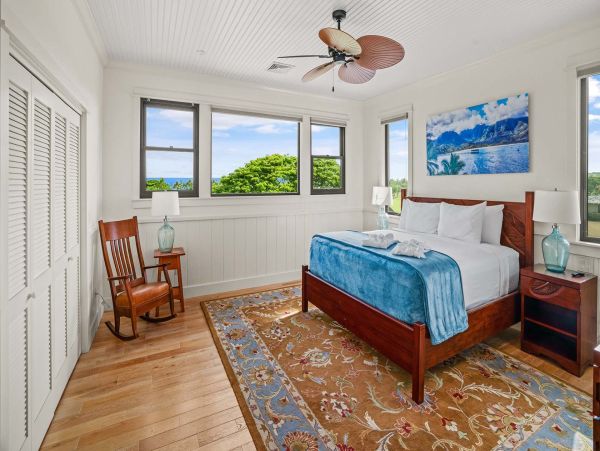 Poipu Beautiful Four Bedroom Ocean View Vacation Home