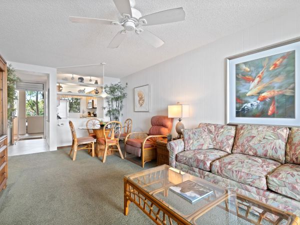 Ocean Views Kihei Vacation Two Bedroom Condo