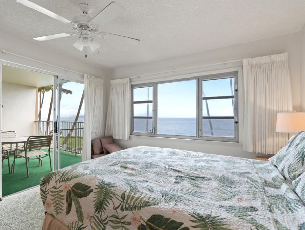 Ocean Views Kihei Vacation Two Bedroom Condo