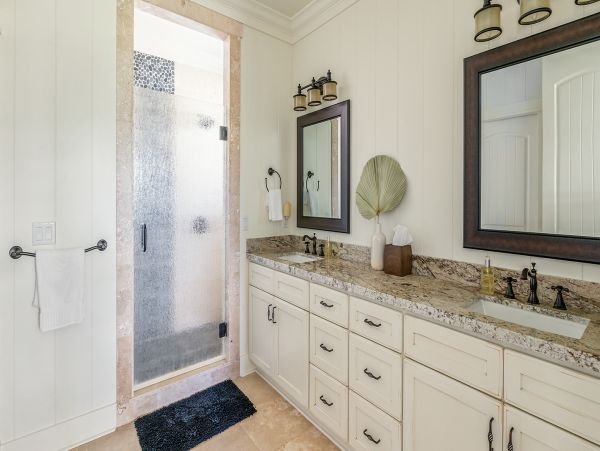 Koloa Luxury Vacation Home with Private Pool and Hot Tub Sleeps 7