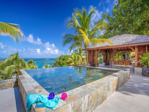 Luxury Vacation Villa in Martinique with Amazing Ocean Views Sleeps 14