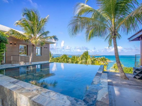 Luxury Vacation Villa in Martinique with Amazing Ocean Views Sleeps 14