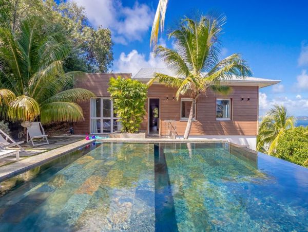 Luxury Vacation Villa in Martinique with Amazing Ocean Views Sleeps 14