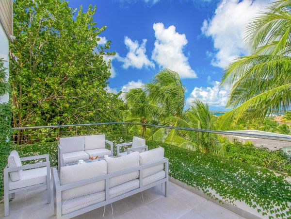 Luxury Vacation Villa in Martinique with Amazing Ocean Views Sleeps 14