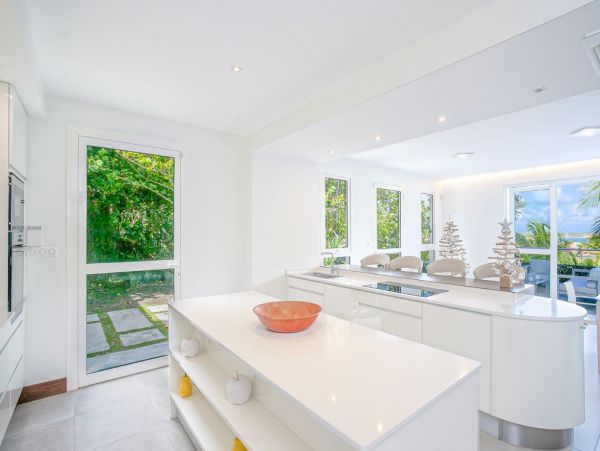 Luxury Vacation Villa in Martinique with Amazing Ocean Views Sleeps 14
