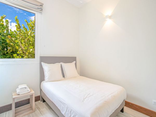 Luxury Vacation Villa in Martinique with Amazing Ocean Views Sleeps 14