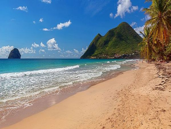 Luxury Vacation Villa in Martinique with Amazing Ocean Views Sleeps 14