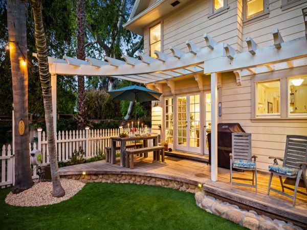 Gorgeous Four Bedroom Home with Private Pool & Spa