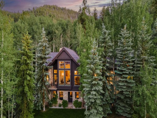 Mountain View Six Bedroom Vacation Home in Edwards