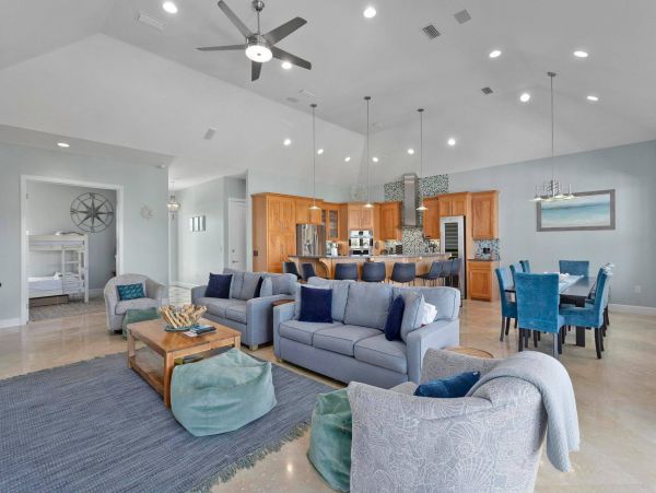 Beautiful Pensacola Beach Vacation Home with Private Pool